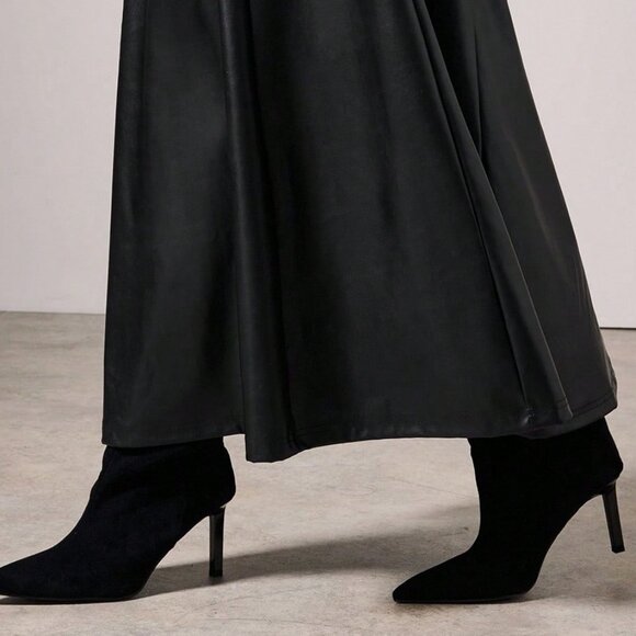 Black Elegant Women's Faux Leather Asymmetrical maxi Skirt - Picture 7 of 7